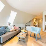 Strandleben 4*