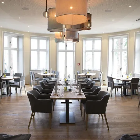 Strandleben 4*
